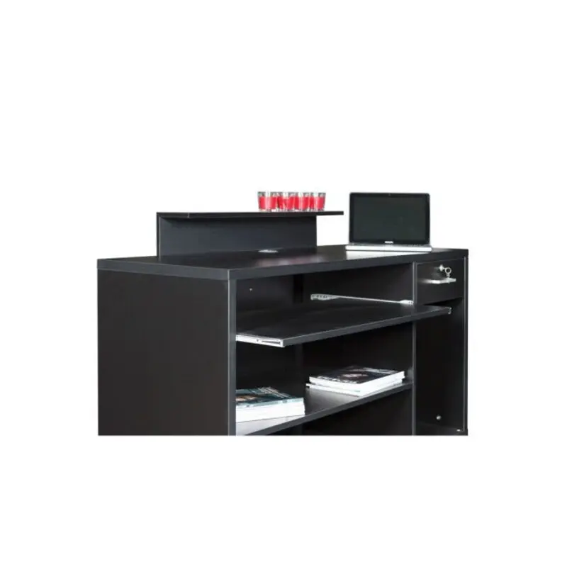 THIERRY vue de derrière